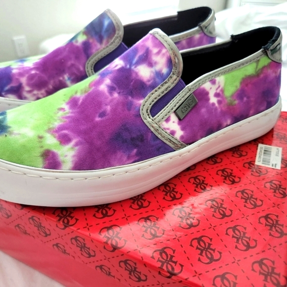 Guess GBG sneakers - Picture 1 of 3